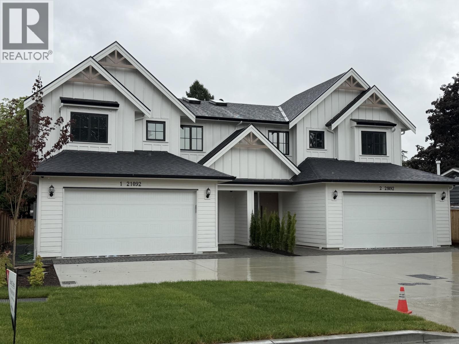2 21092 WICKLUND AVENUE, Maple Ridge, British Columbia
