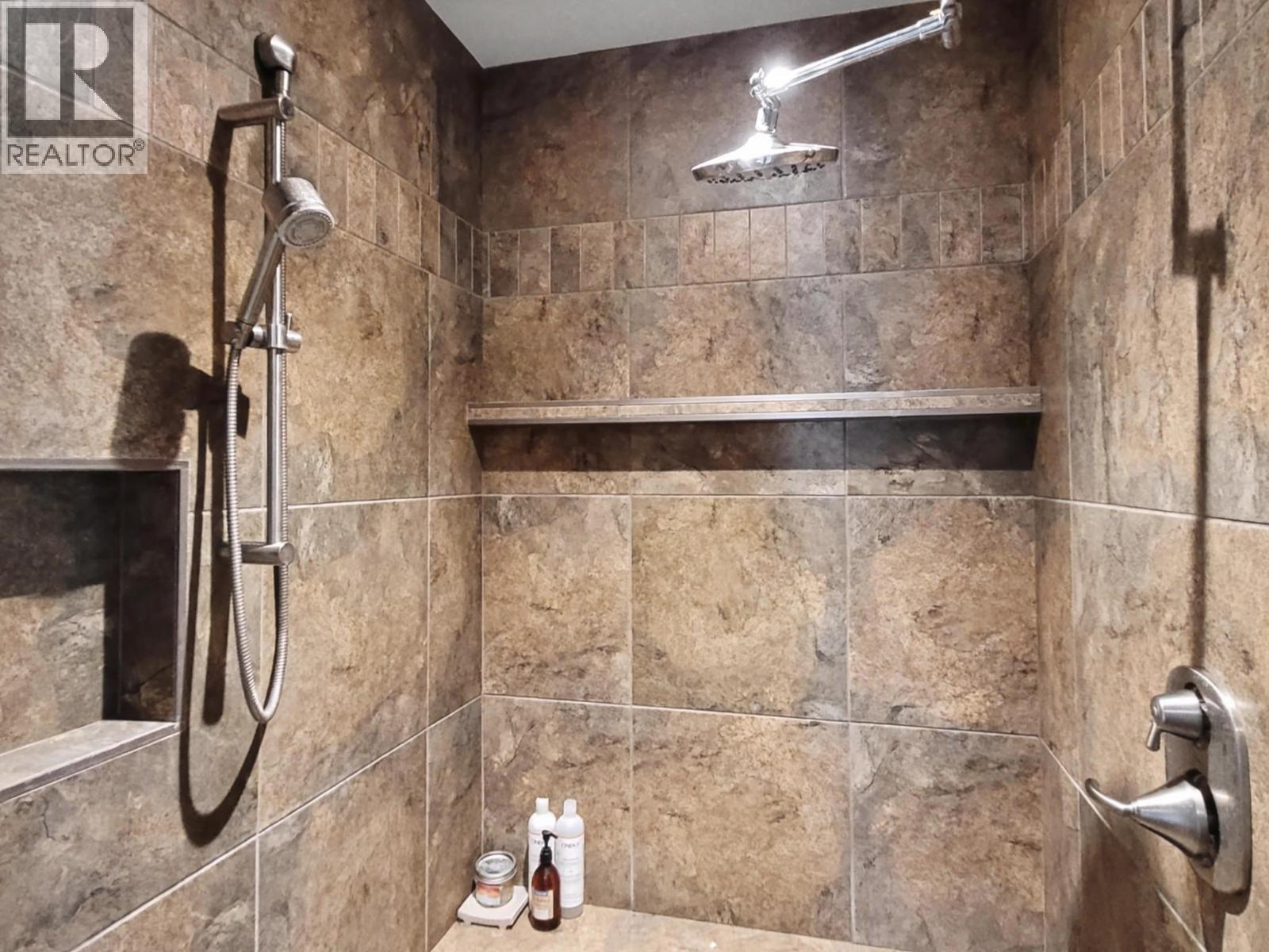 8170 Plotnikoff Road, Grand Forks, British Columbia  V0H 1H2 - Photo 27 - 10389046