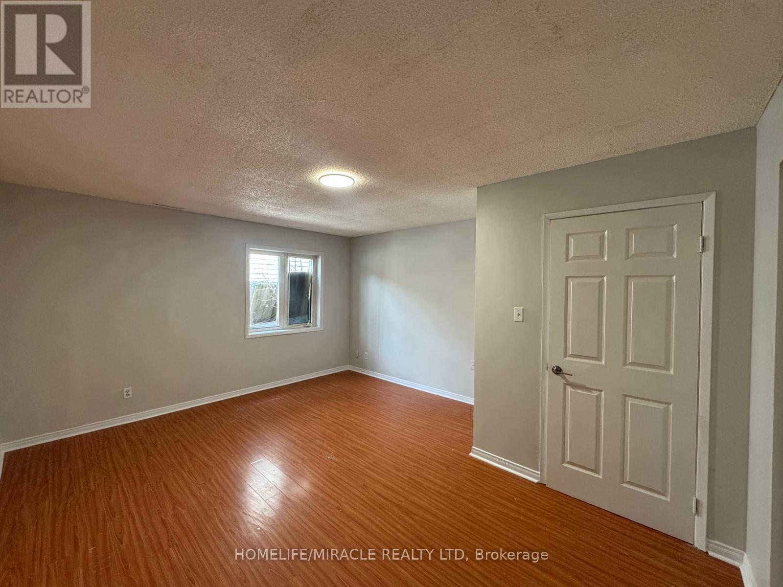 7 - 565 Kennedy Road, Toronto, Ontario  M1K 2B2 - Photo 3 - E13177676