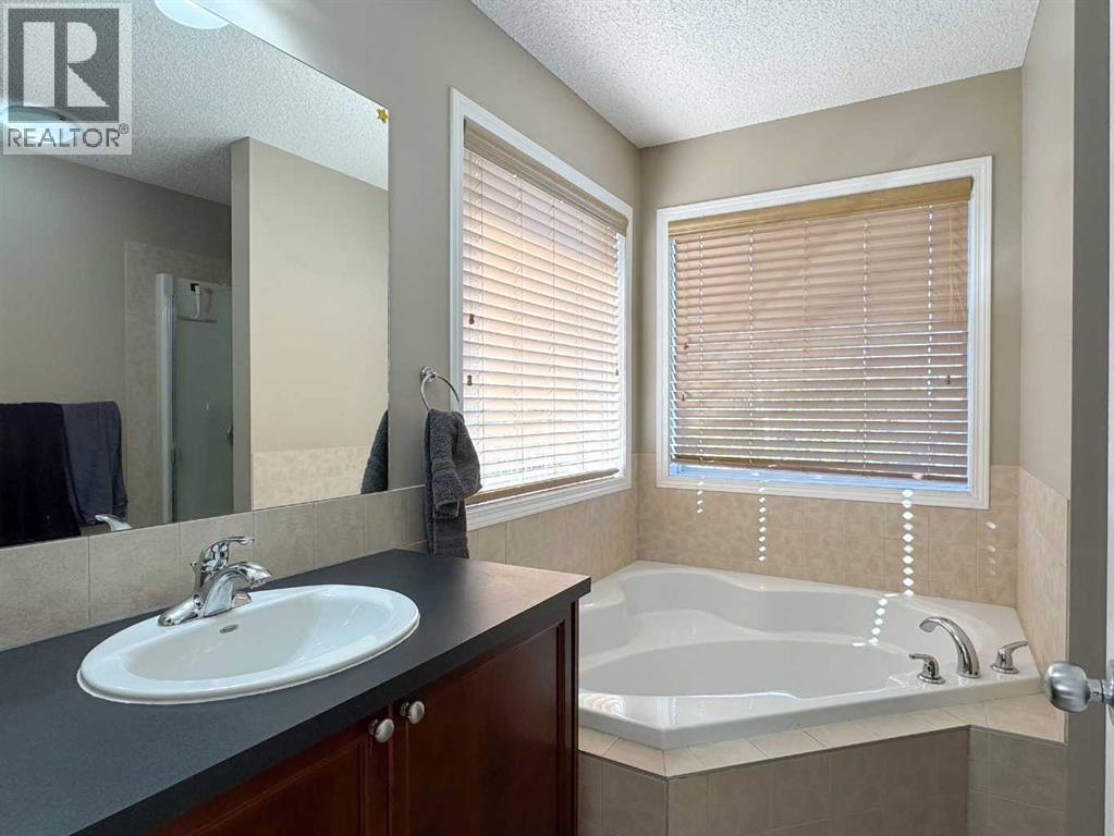 113 Evansford Circle Nw, Calgary, Alberta  T3P 0A9 - Photo 30 - A2310167