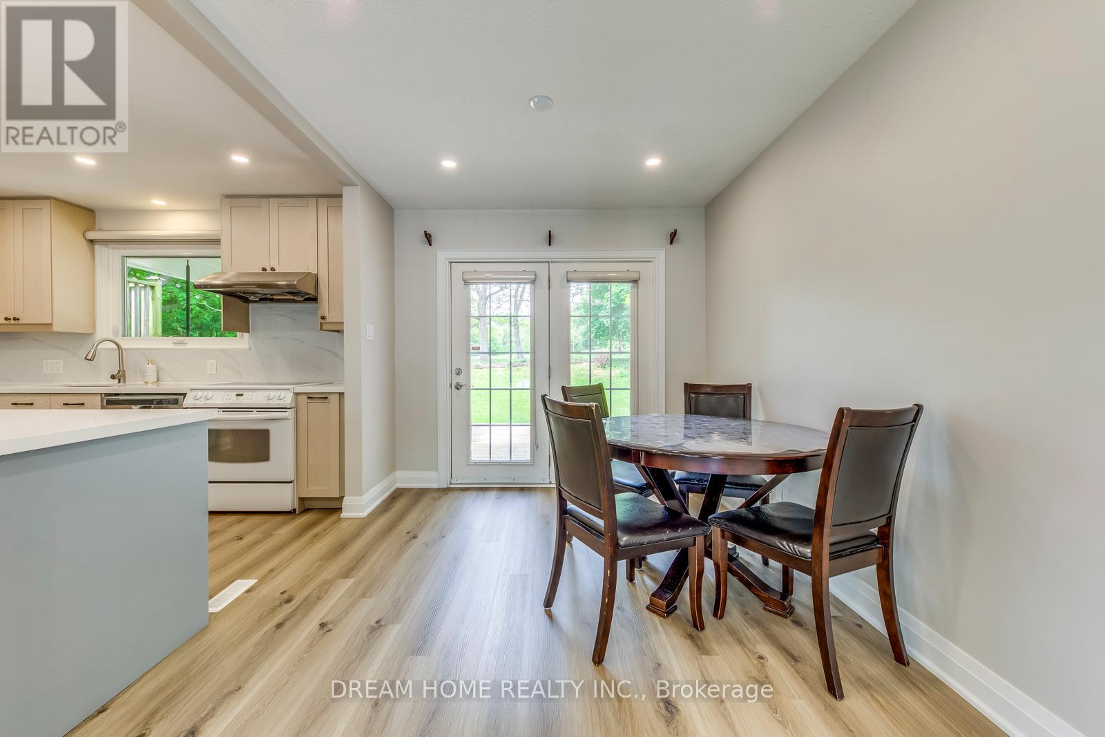 69 Culham Street, Oakville, Ontario  L6H 1G3 - Photo 8 - W13177524