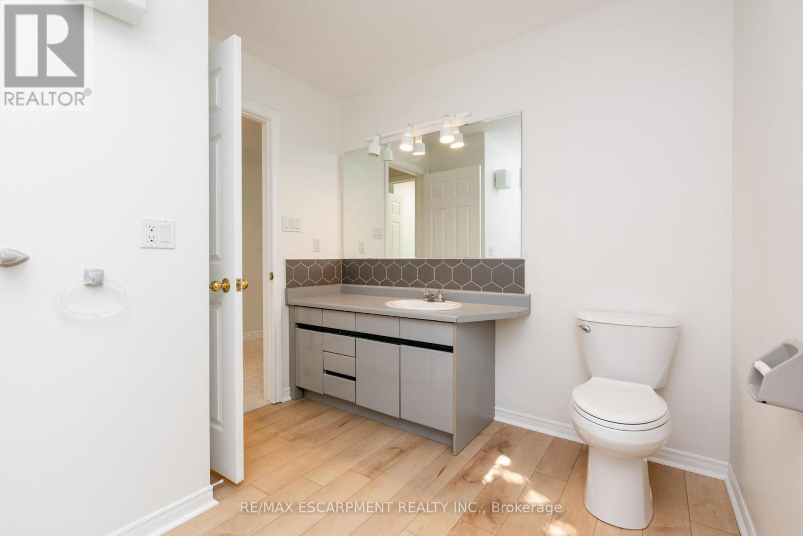 78 West River Street, Oakville, Ontario  L6L 3B5 - Photo 30 - W13177762