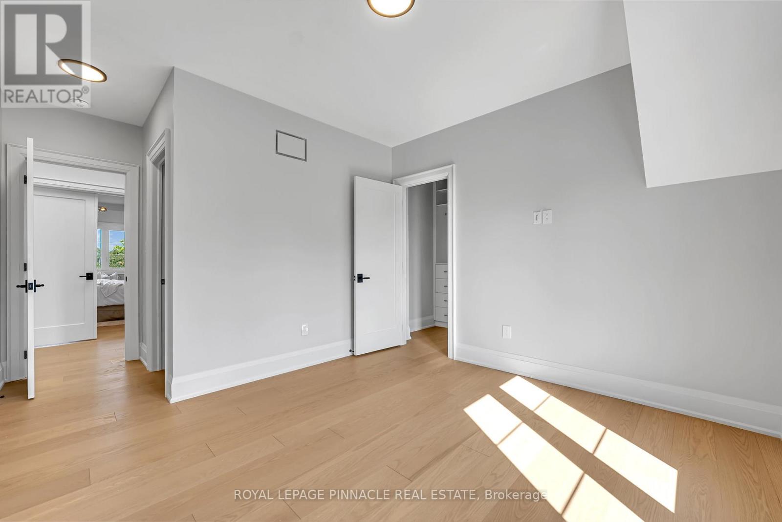 383 Southview Road, Oakville, Ontario  L6K 2P7 - Photo 26 - W13177236