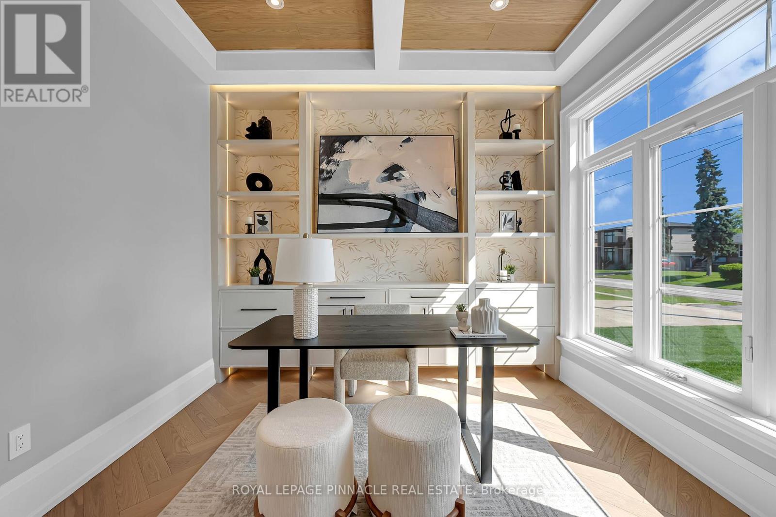 383 Southview Road, Oakville, Ontario  L6K 2P7 - Photo 6 - W13177236