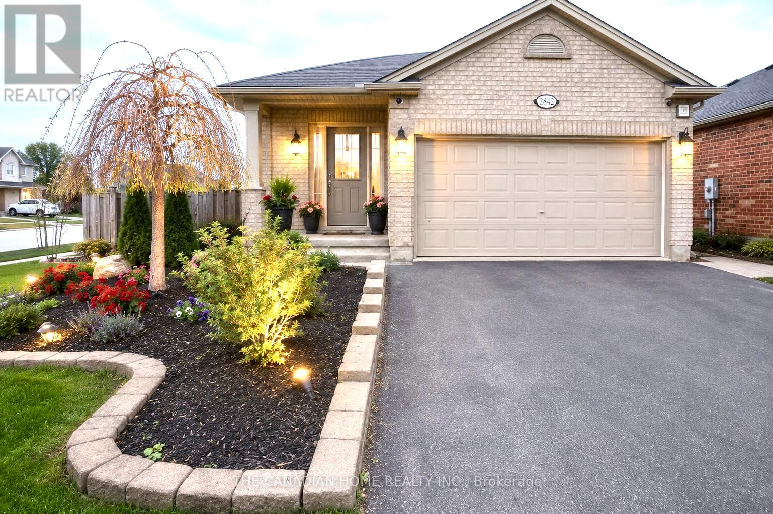 2842 MEADOWGATE BOULEVARD, London South, Ontario