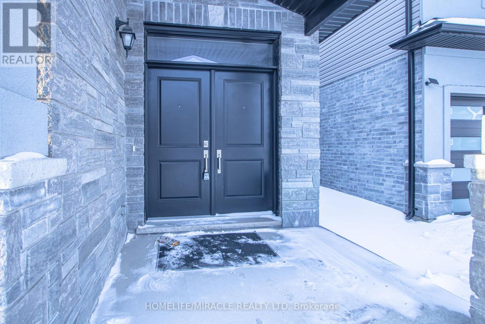 2872 Doyle Drive, London South, Ontario  N6M 0G7 - Photo 4 - X13177574