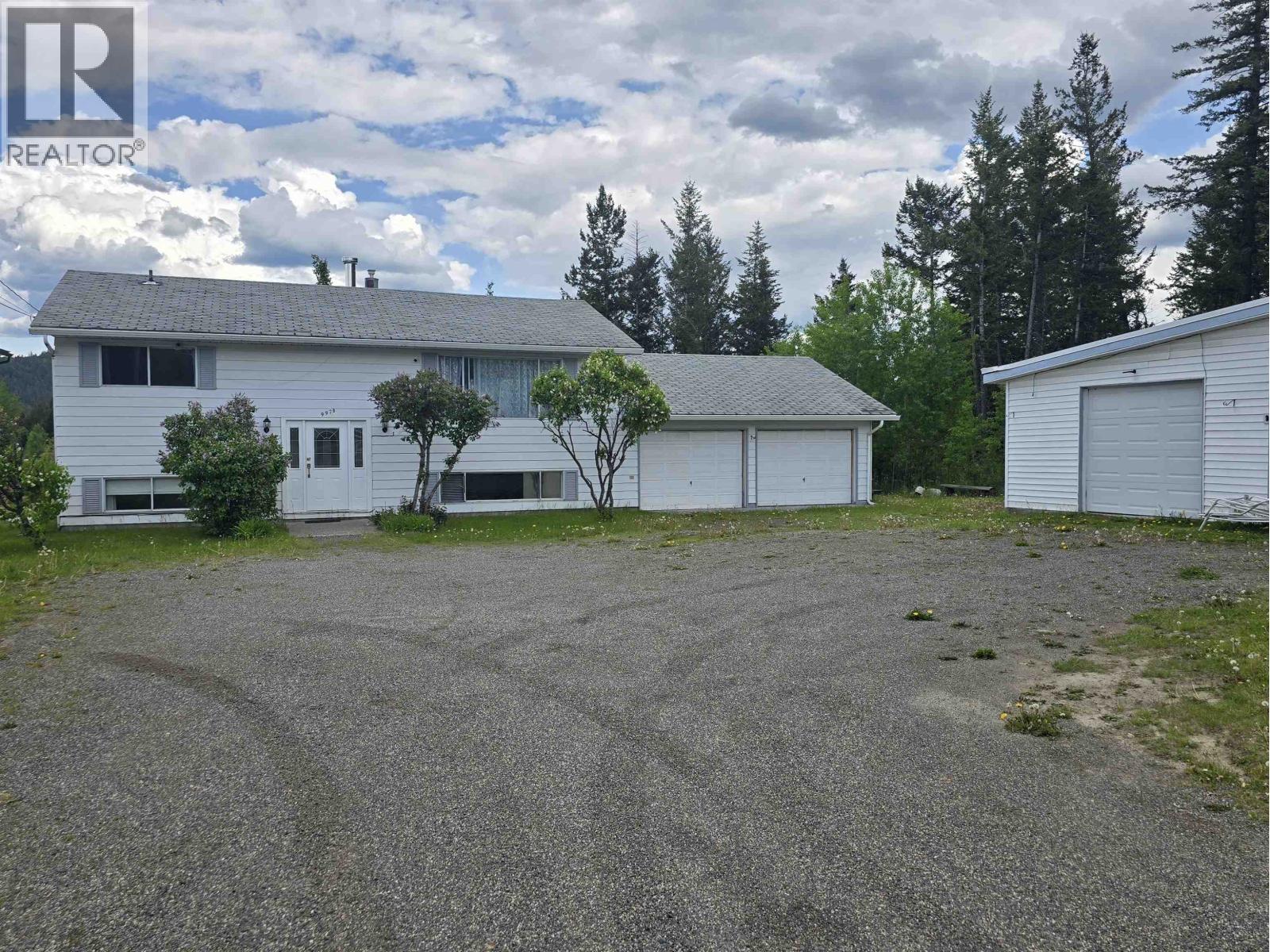 997 Alder Avenue, 100 Mile House, British Columbia  V0K 2E0 - Photo 3 - R3128348