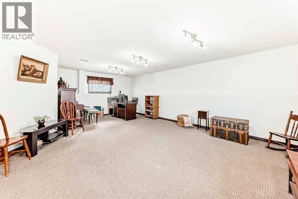 102 Robinson Avenue, Penhold, Alberta  T0M 1R0 - Photo 25 - A2309036