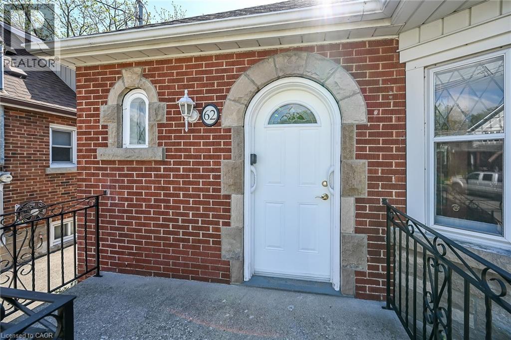 62 Uplands Avenue, Hamilton, Ontario  L8S 3X8 - Photo 4 - 40830450