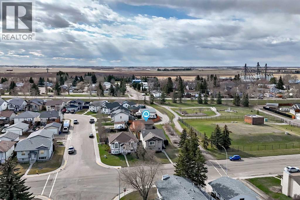 102 Robinson Avenue, Penhold, Alberta  T0M 1R0 - Photo 38 - A2309036
