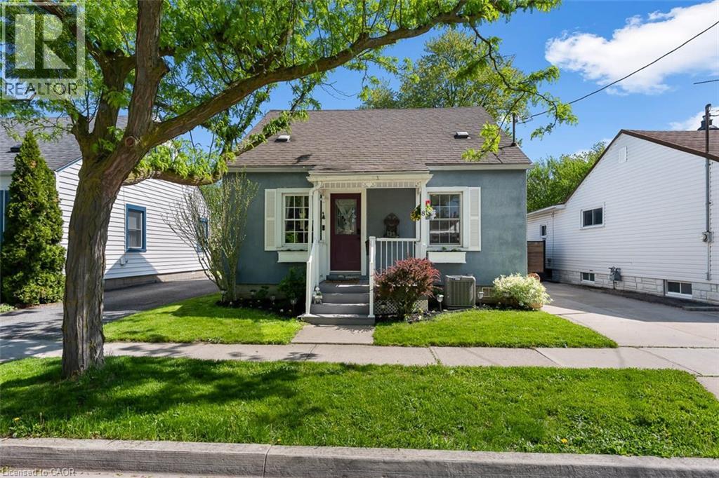 8 COVENTRY Street, St. Catharines, Ontario