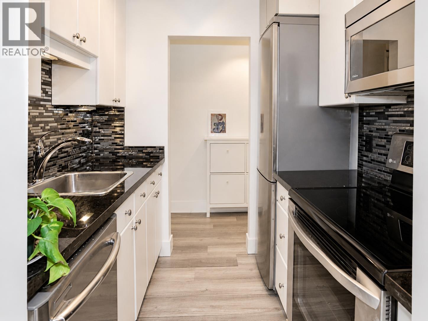 313 2025 W 2nd Avenue, Vancouver, British Columbia  V6J 1J6 - Photo 6 - R3128343