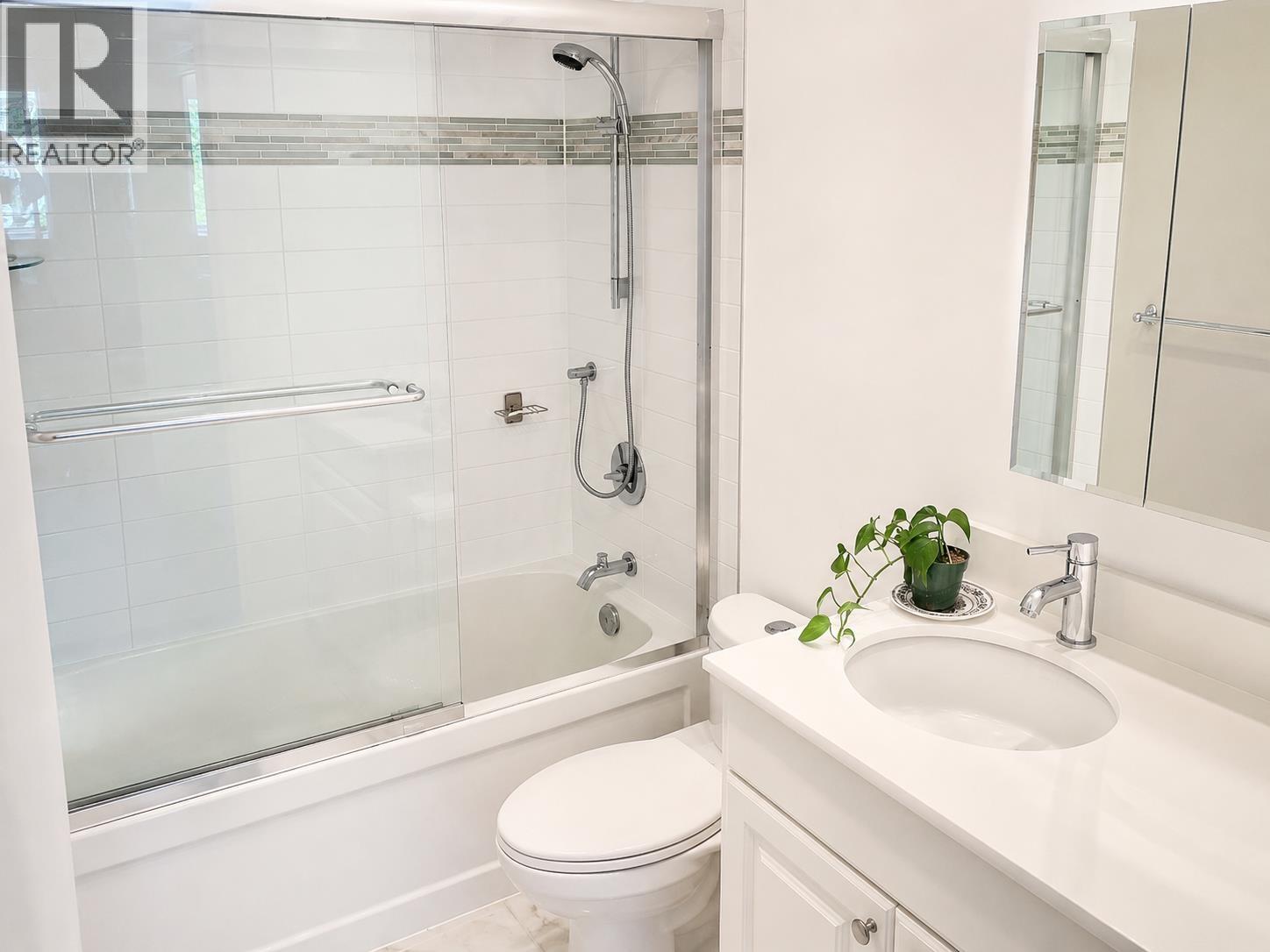 313 2025 W 2nd Avenue, Vancouver, British Columbia  V6J 1J6 - Photo 8 - R3128343