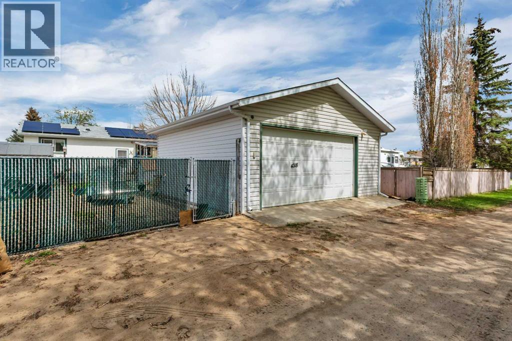 4318 45 Ave, Sylvan Lake, Alberta  T4S 1K8 - Photo 26 - A2313136
