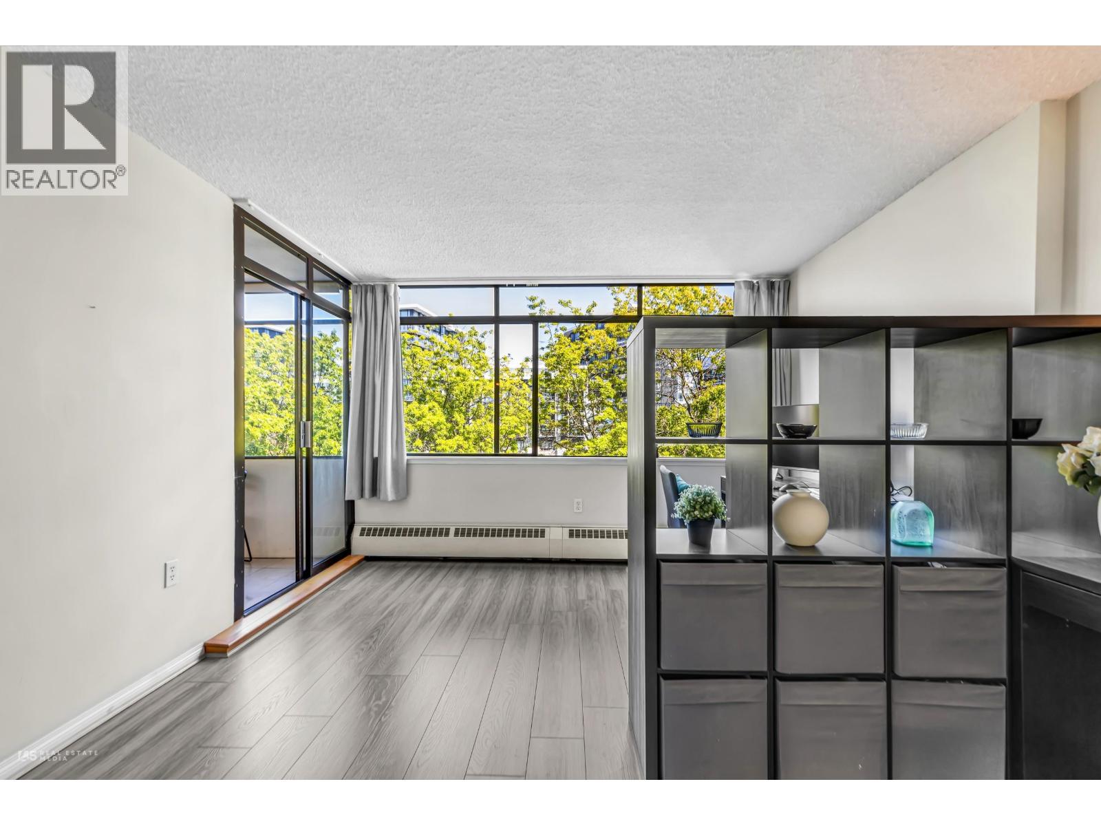 Listing Picture 4 of 20 : 601 6611 MINORU BOULEVARD, Richmond / 烈治文 - 魯藝地產 Yvonne Lu Group - MLS Medallion Club Member
