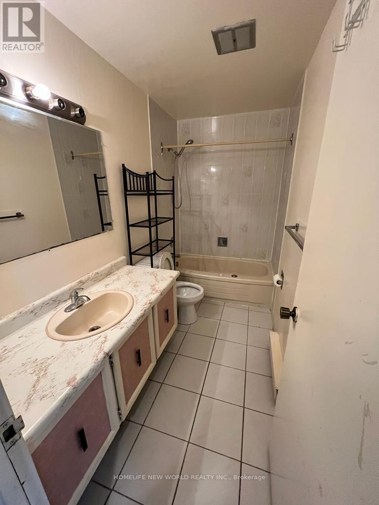 Unit 6 - 25 Pebble Byway, Toronto, Ontario  M2H 2M5 - Photo 7 - C13177902