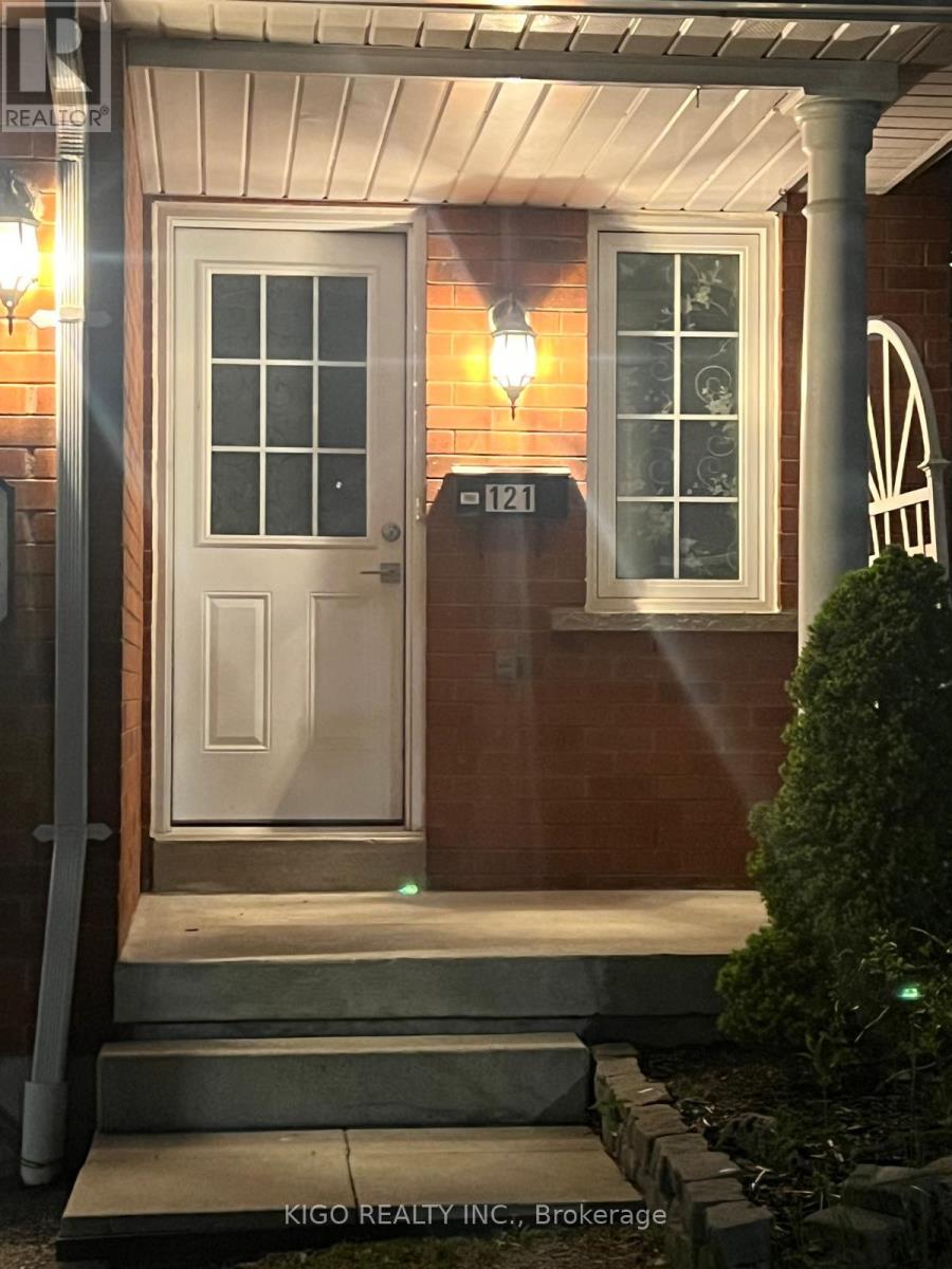 121 - 10 Bassett Boulevard, Whitby, Ontario  L1N 9C3 - Photo 2 - E13177814