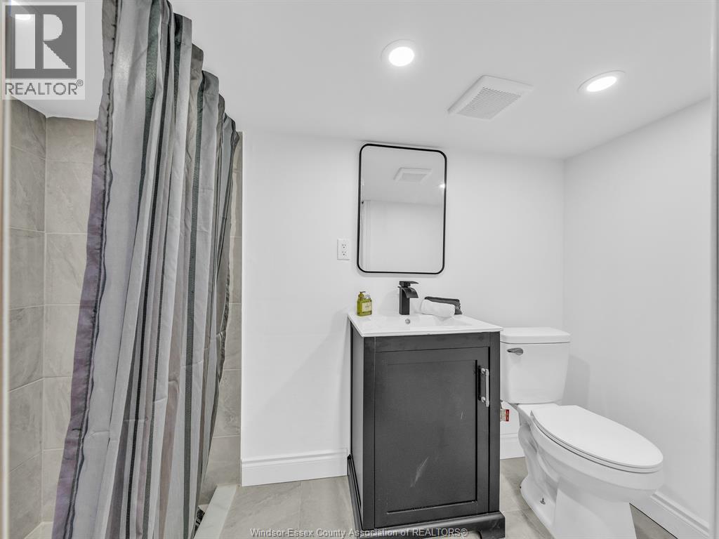 3790 Glenfield, Windsor, Ontario  N9C 2B2 - Photo 25 - 26012216