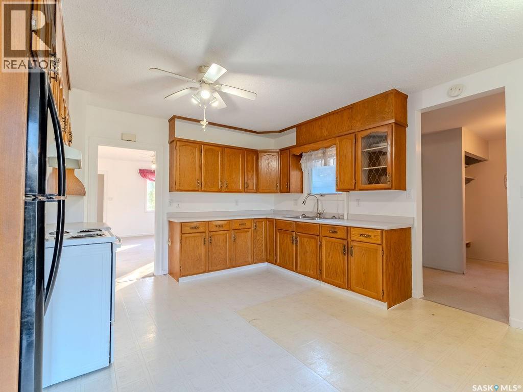 206 1st Street S, Domremy, Saskatchewan  S0K 1G0 - Photo 4 - SK026490