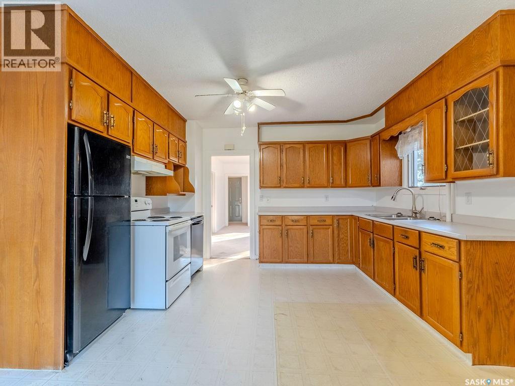 206 1st Street S, Domremy, Saskatchewan  S0K 1G0 - Photo 5 - SK026490