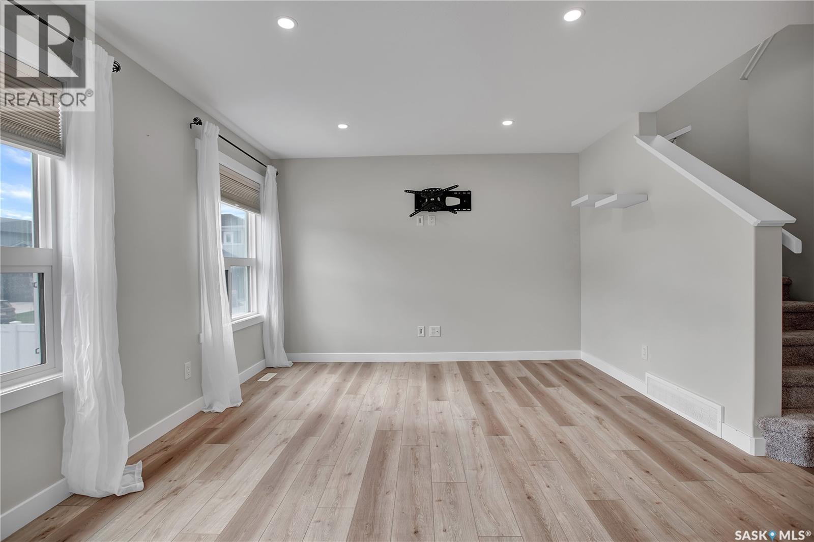 503 Schmeiser Avenue, Saskatoon, Saskatchewan  S7V 1P2 - Photo 11 - SK037227