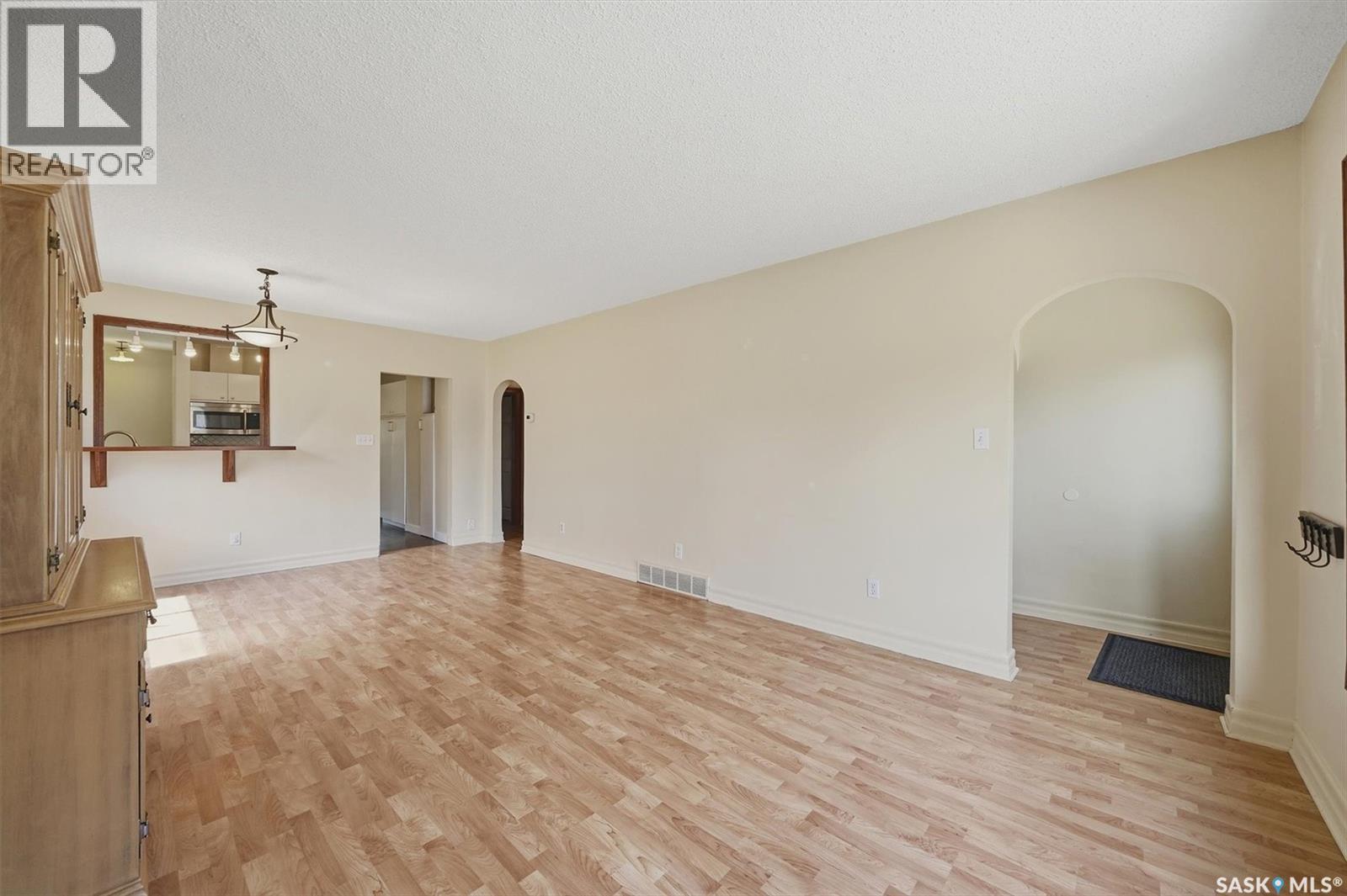 217 M Avenue N, Saskatoon, Saskatchewan  S7L 2S2 - Photo 8 - SK037170