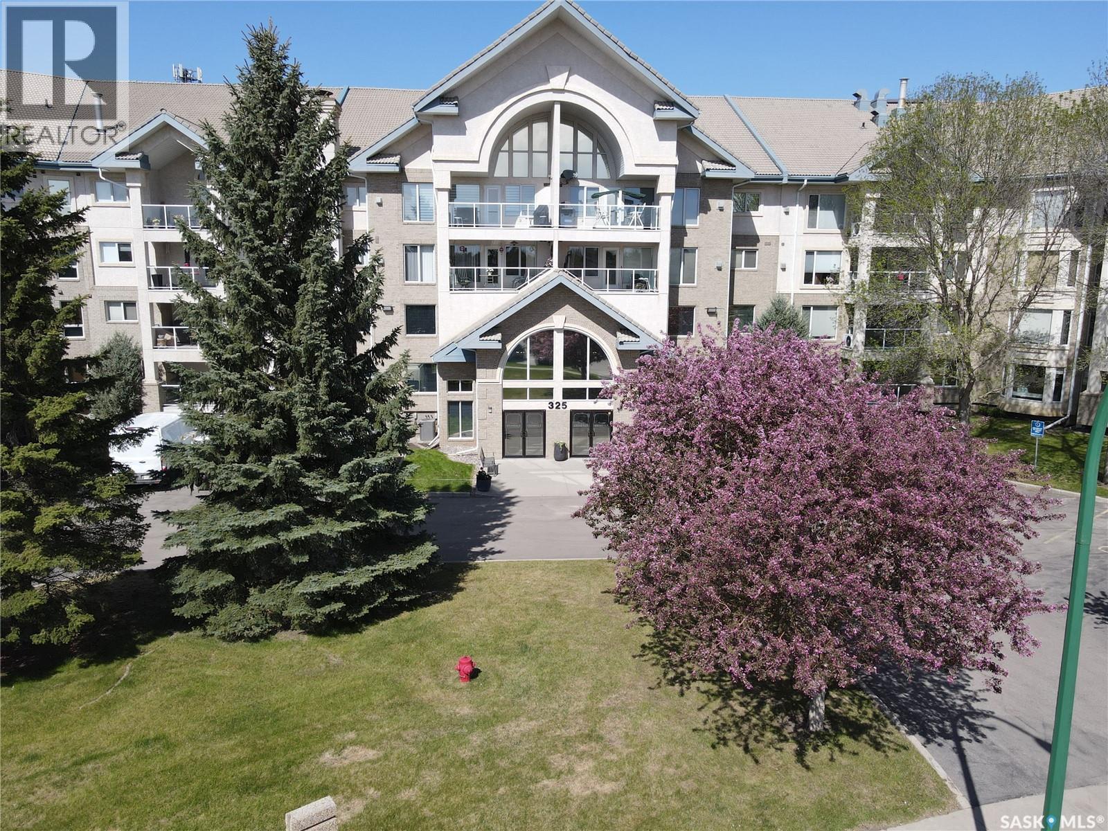 432 325 Keevil Crescent, Saskatoon, Saskatchewan  S7N 4R8 - Photo 1 - SK037012