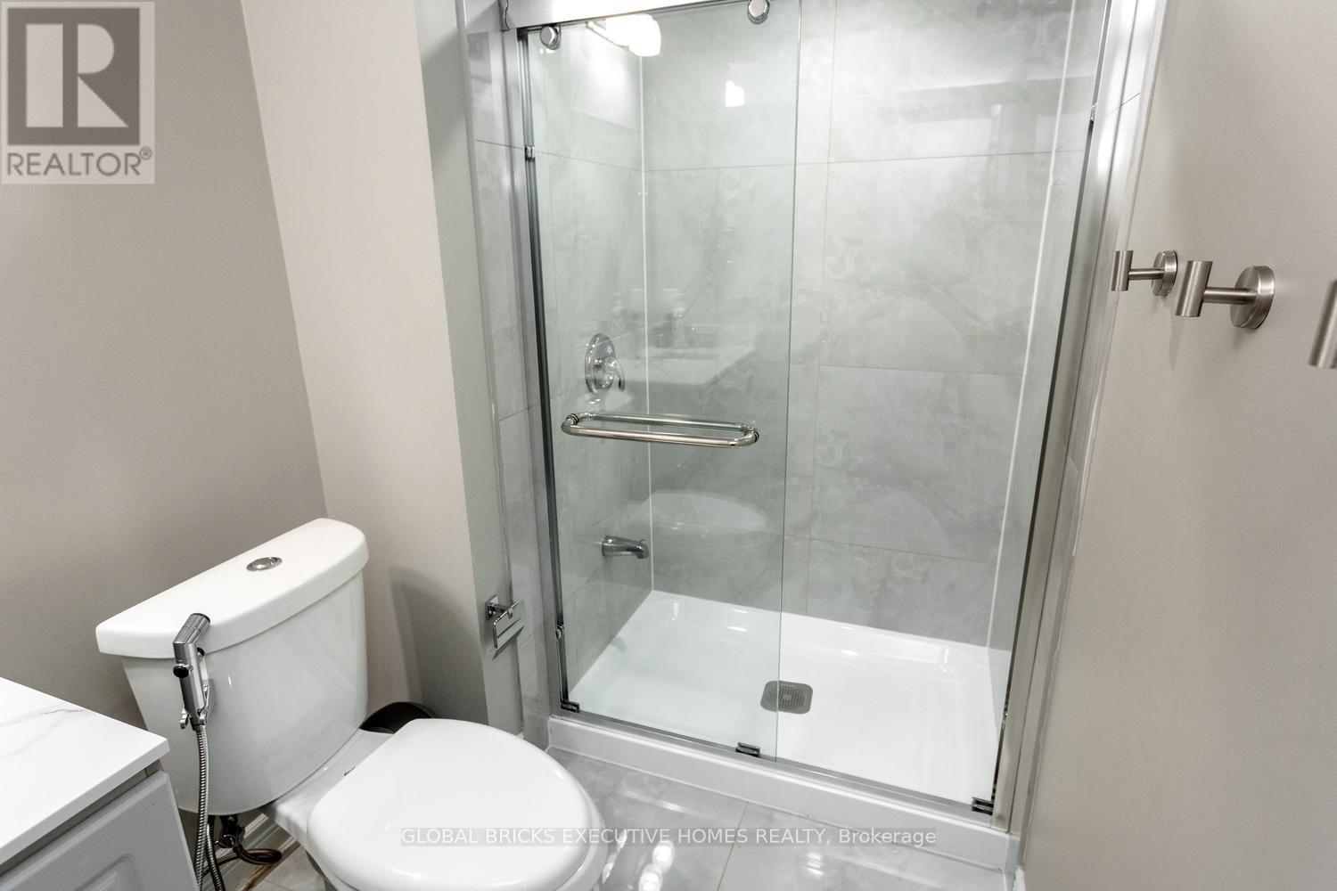 5952 Grossbeak Drive, Mississauga, Ontario  L5N 6B3 - Photo 44 - W13177542