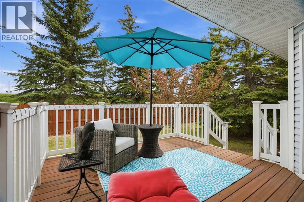 44 Vandoos Gardens NW, Calgary, Alberta  T3A 4W4 - Photo 33 - A2313465