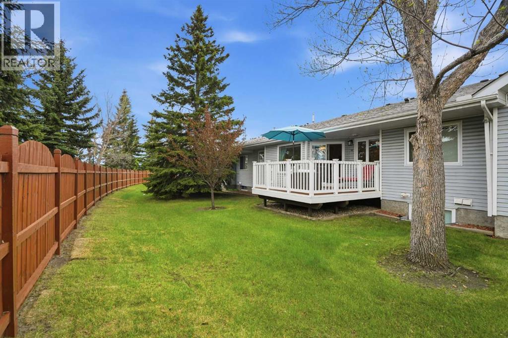 44 Vandoos Gardens NW, Calgary, Alberta  T3A 4W4 - Photo 38 - A2313465