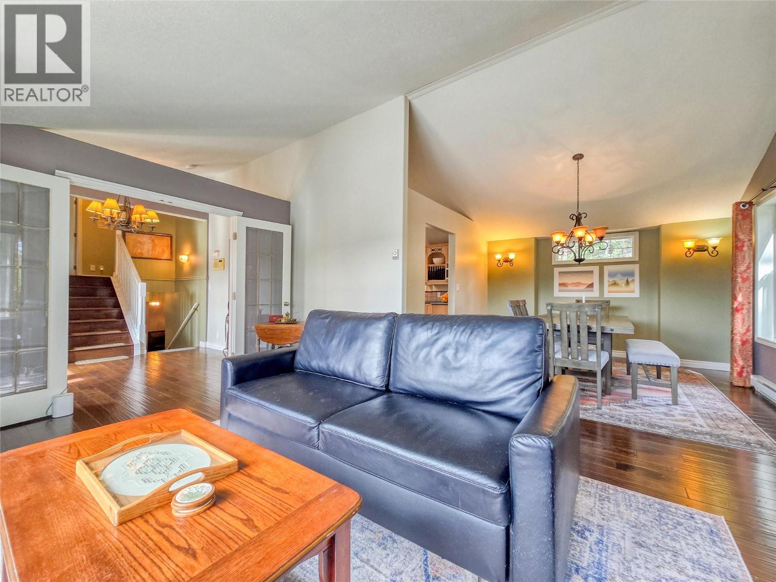 4938 Hot Springs Road, Fairmont Hot Springs, British Columbia  V0B 1L1 - Photo 37 - 10388571