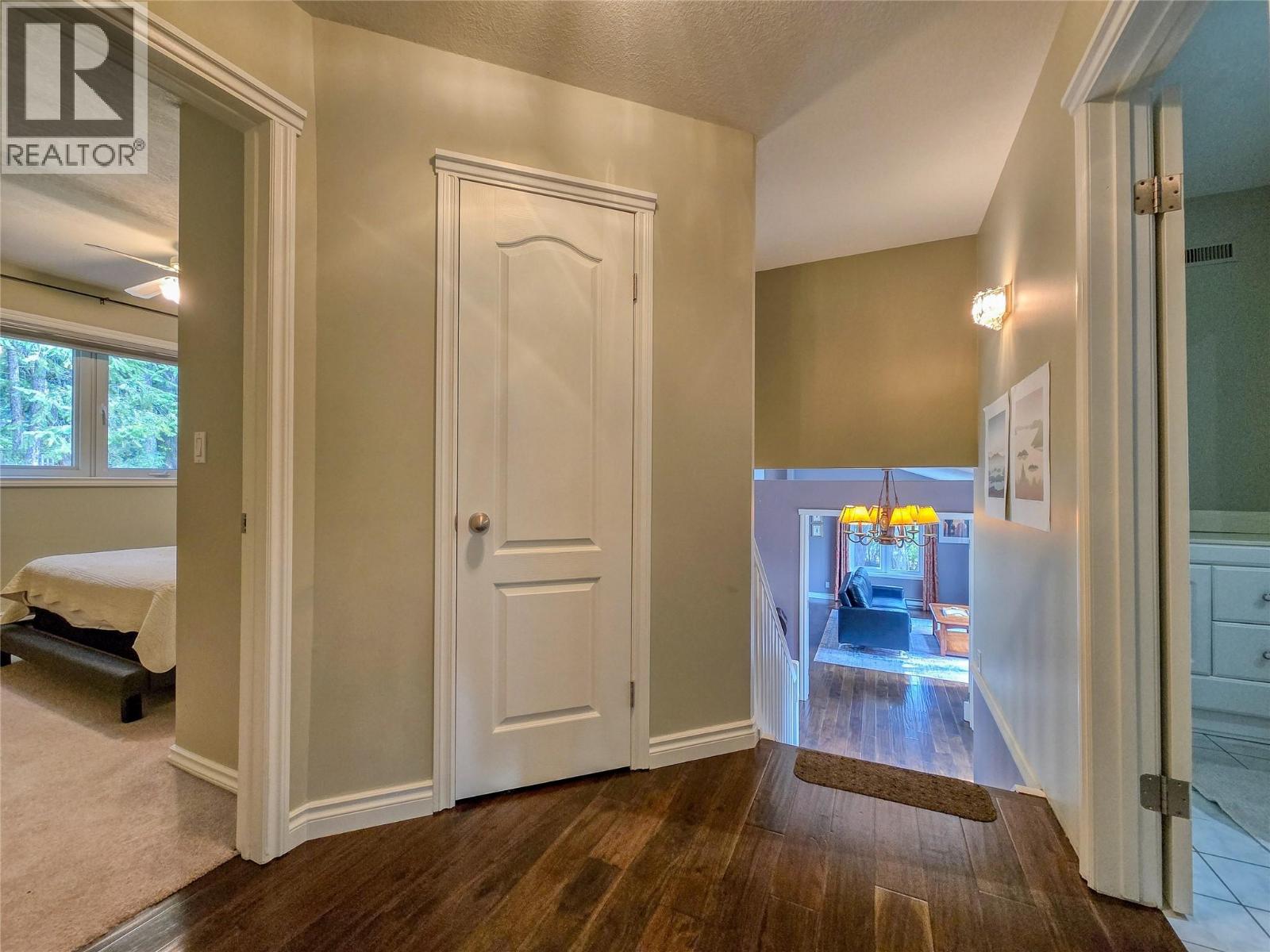 4938 Hot Springs Road, Fairmont Hot Springs, British Columbia  V0B 1L1 - Photo 39 - 10388571