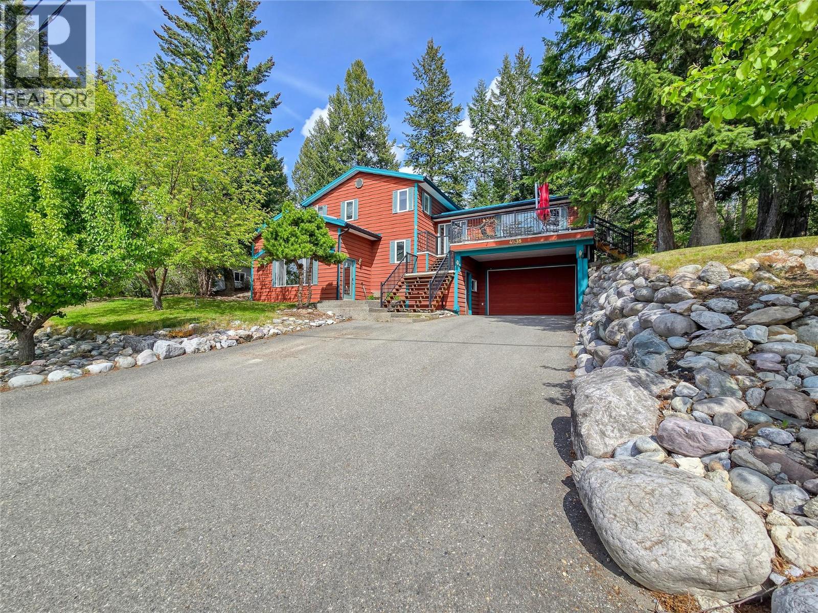 4938 Hot Springs Road, Fairmont Hot Springs, British Columbia  V0B 1L1 - Photo 5 - 10388571