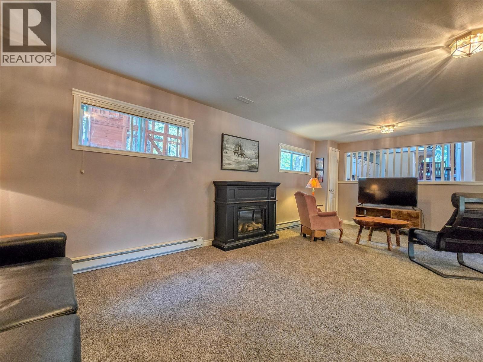 4938 Hot Springs Road, Fairmont Hot Springs, British Columbia  V0B 1L1 - Photo 58 - 10388571