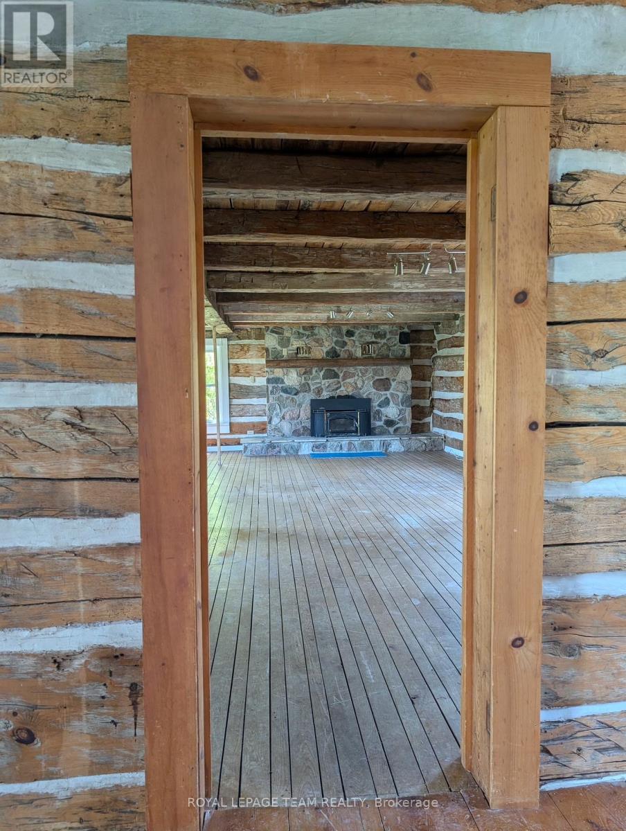 9741 Canoe Lake Road, Frontenac, Ontario  K0H 1T0 - Photo 25 - X12987412