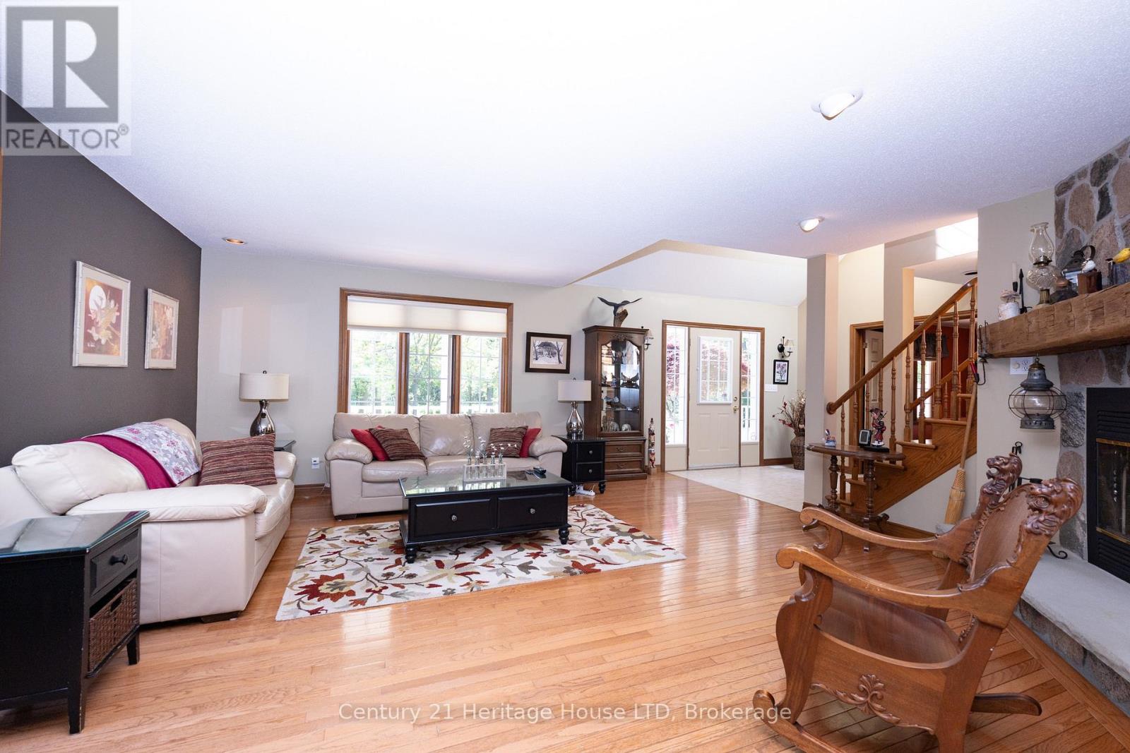 2468 Sunset Drive, Fort Erie, Ontario  L2A 5M4 - Photo 13 - X13177144