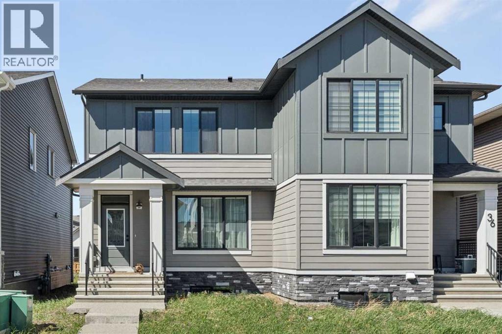 40 Emberside Grove, Cochrane, Alberta  T4C 3C8 - Photo 1 - A2311737