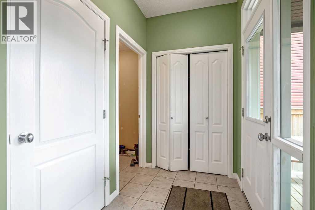 149 Fireside Boulevard, Cochrane, Alberta  T4C 0R1 - Photo 12 - A2313209