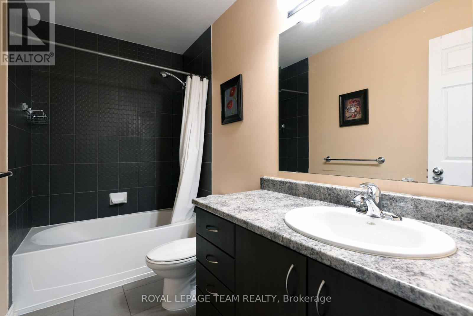 415 Galatina Way, Ottawa, Ontario  K2K 0E7 - Photo 20 - X13178000