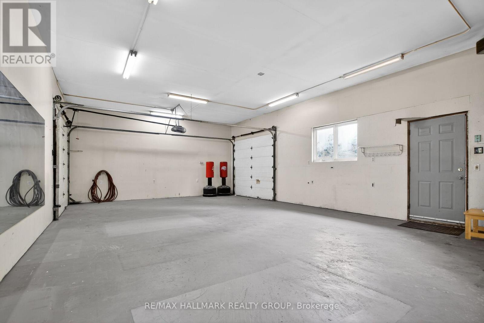 2 Birdstone Avenue, Ottawa, Ontario  K2S 0S2 - Photo 47 - X13178088