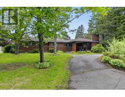 2 BIRDSTONE AVENUE, ottawa, Ontario