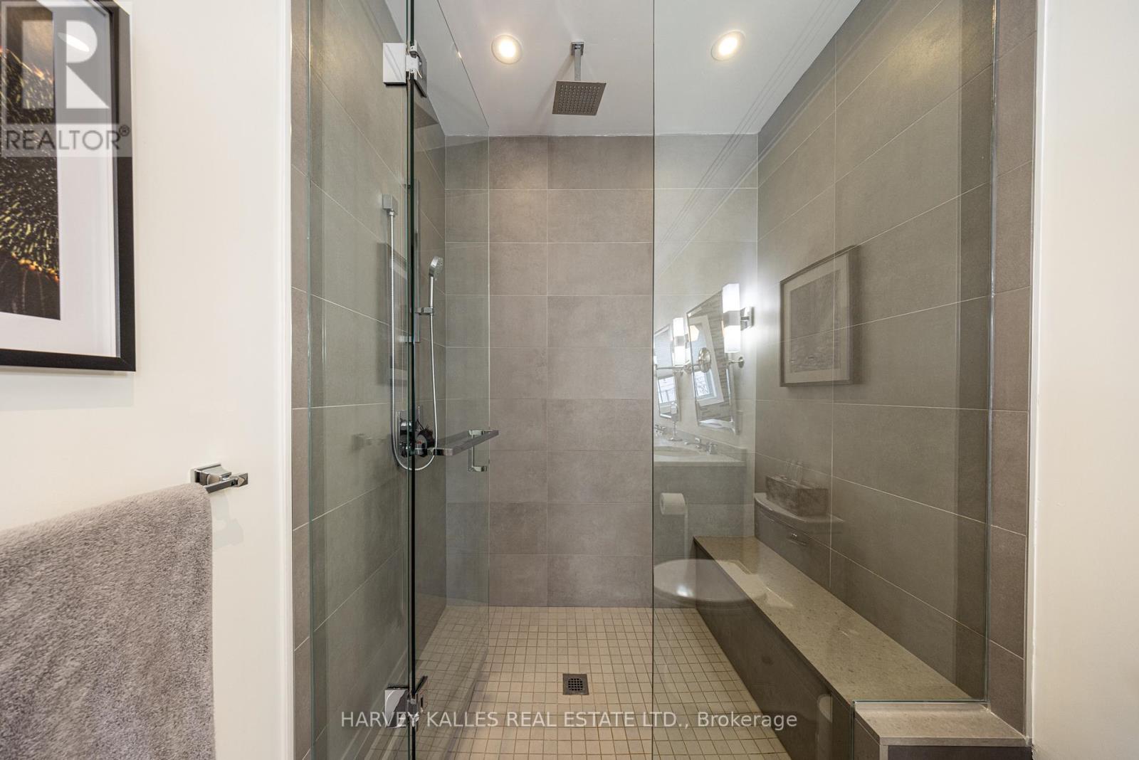 488 Arlington Avenue, Toronto, Ontario  M6C 3A2 - Photo 25 - C12995338