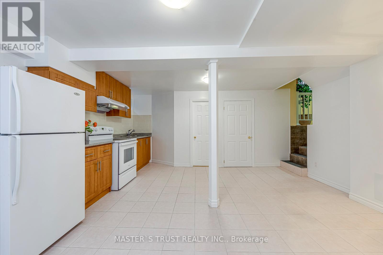 6411 Chaumont Crescent, Mississauga, Ontario  L5N 2M7 - Photo 35 - W13025320