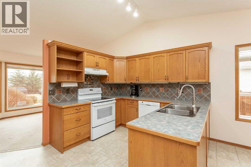 4908 55 Street, Alix, Alberta  T0C 0B0 - Photo 7 - A2311282