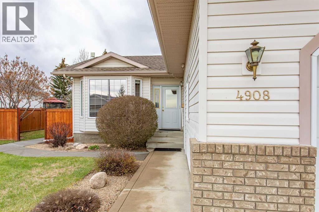 4908 55 Street, Alix, Alberta  T0C 0B0 - Photo 2 - A2311282