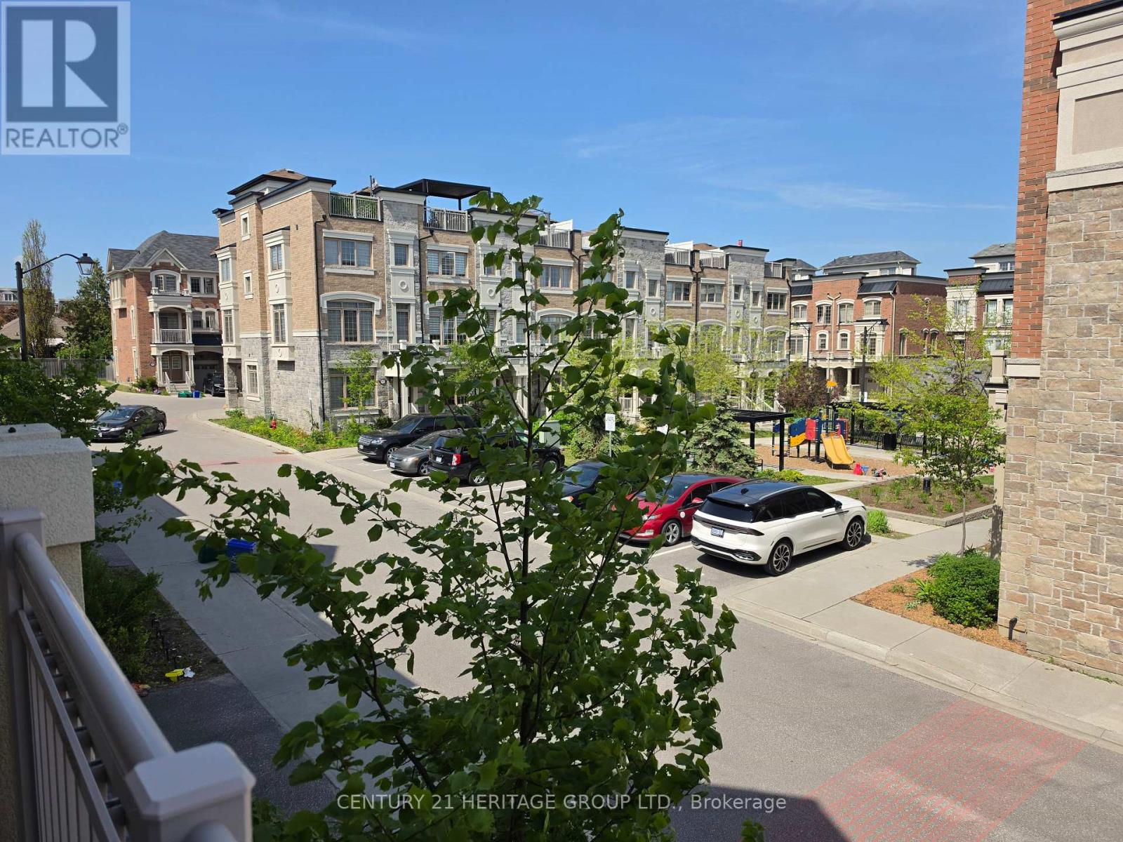 16 Coxhead Lane, Ajax, Ontario  L1T 0P4 - Photo 10 - E13178234