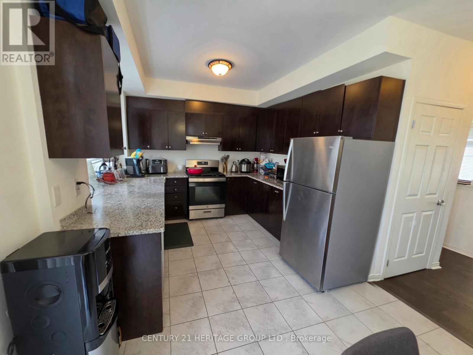 16 Coxhead Lane, Ajax, Ontario  L1T 0P4 - Photo 11 - E13178234