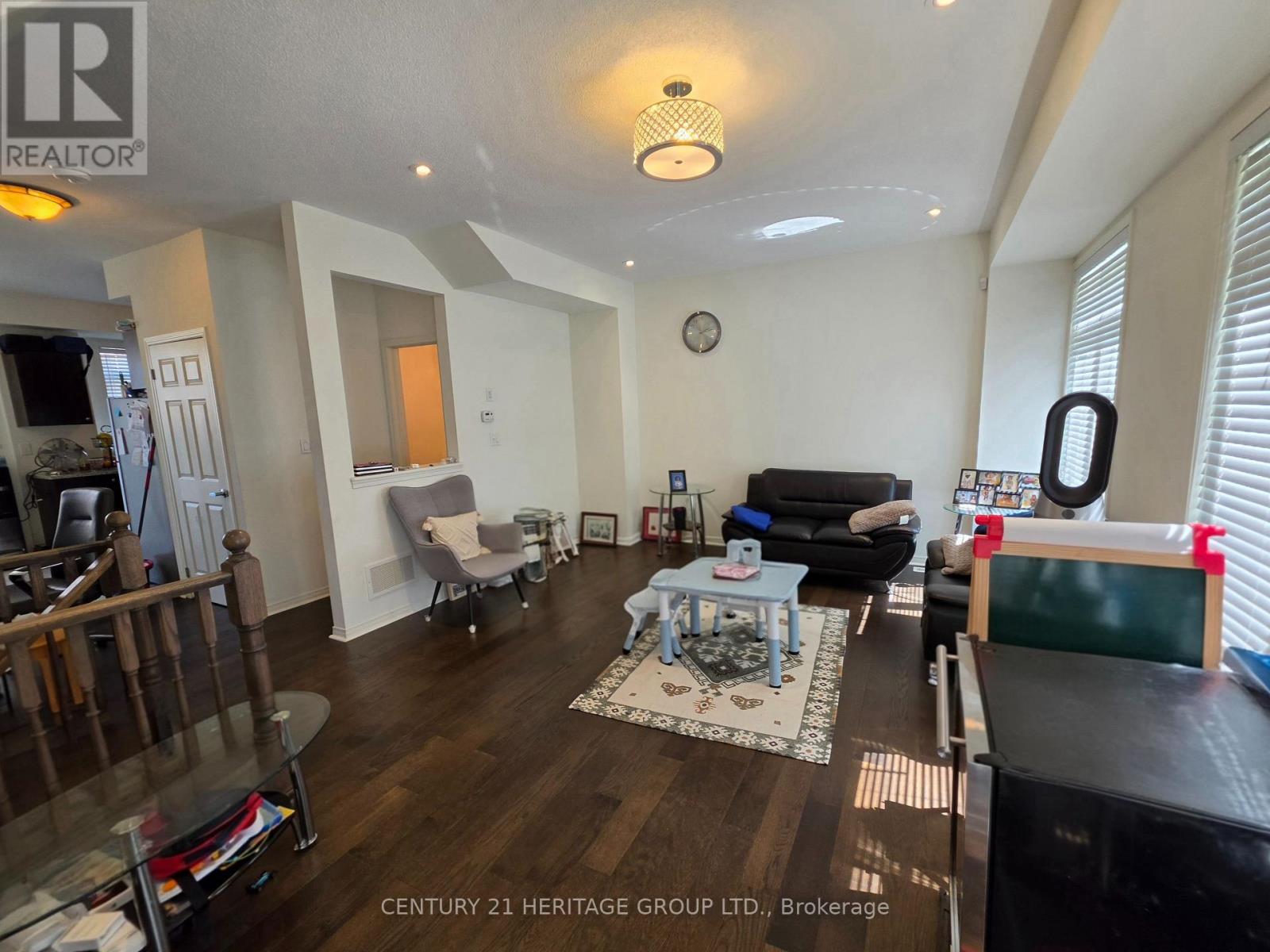 16 Coxhead Lane, Ajax, Ontario  L1T 0P4 - Photo 15 - E13178234