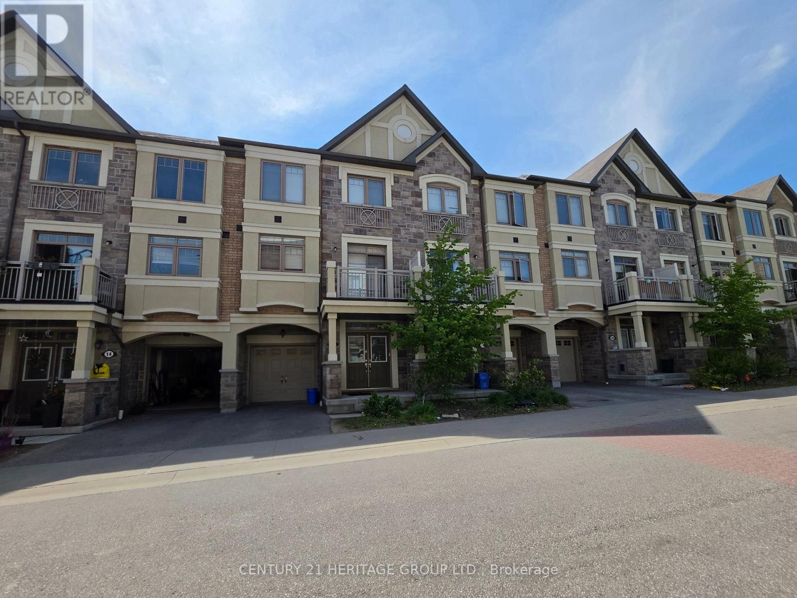 16 Coxhead Lane, Ajax, Ontario  L1T 0P4 - Photo 3 - E13178234