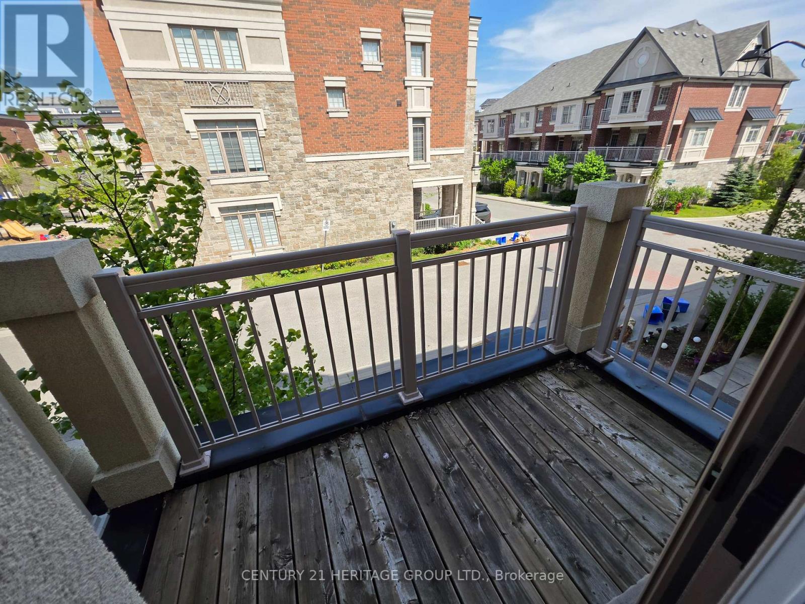 16 Coxhead Lane, Ajax, Ontario  L1T 0P4 - Photo 9 - E13178234